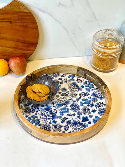 Blue blossom tray