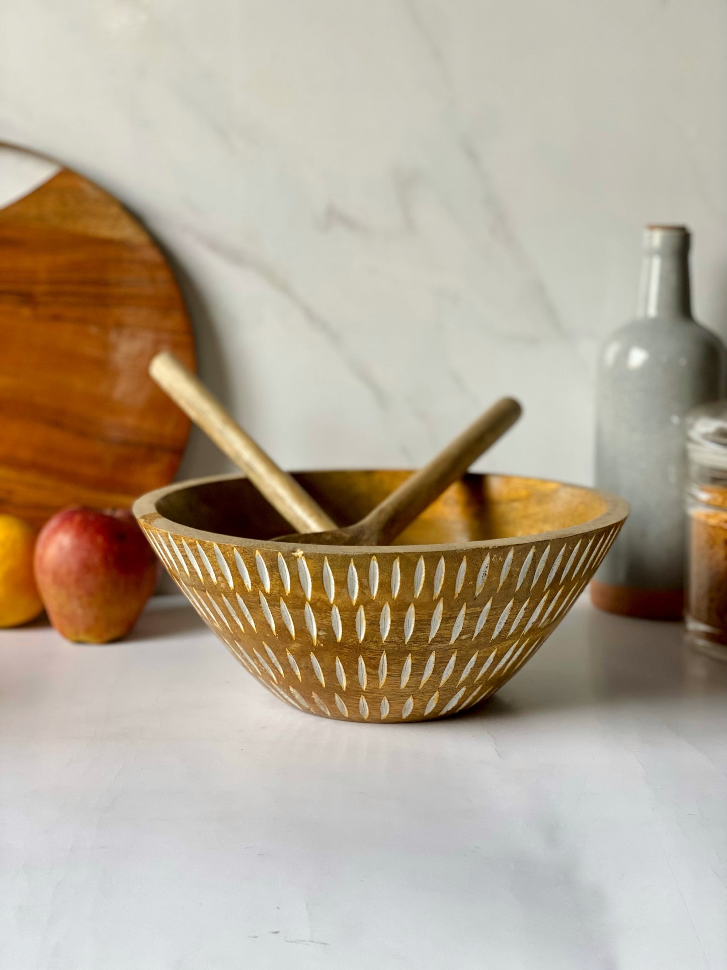 Droplet Delight Salad Bowl